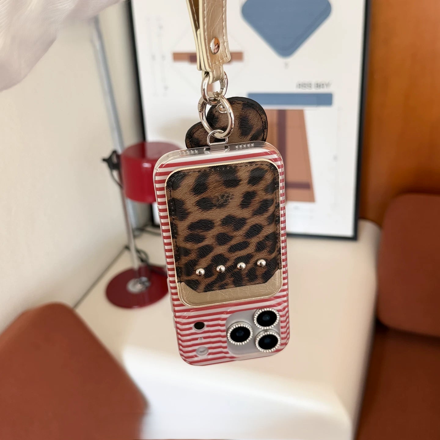 Color-Block Rivet Magnetic Card Holder