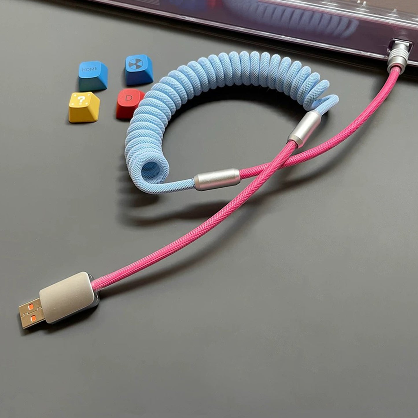 Two-Tone Coiled Braided Charging Cable, Retractable Spring Cord Supports CarPlay & CarLife Fast Charging