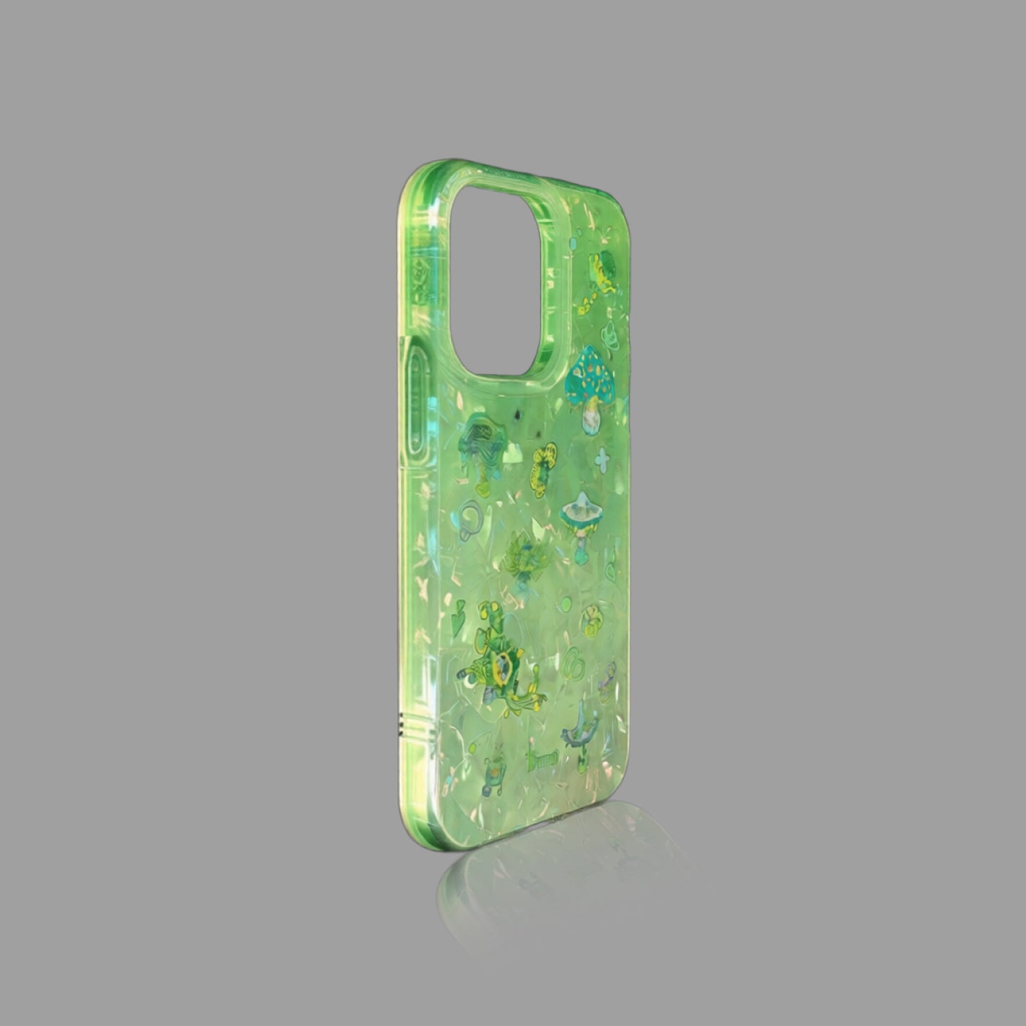 Green Iridescent Shell‑Texture Mushroom iPhone Case, Fresh Nature‑Style Protective Cover